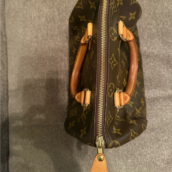 Louis Vuitton Monogram Speedy 25 - Picture 7 of 14